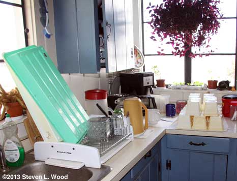 Drying trays and pots