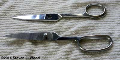 Klein Kitchen Shears taken apart