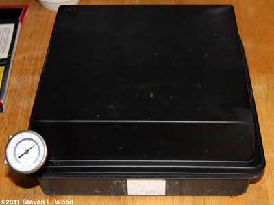 Half flat with opaque cover