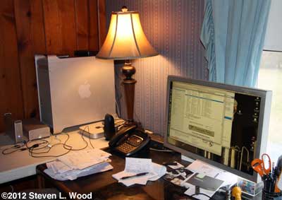 Less cluttered office