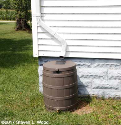 Rain barrel