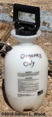Biologicals and organics sprayer