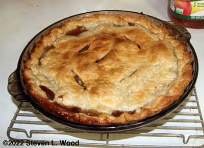 Apple pie from our own apples