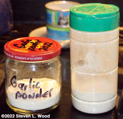 2022 garlic beside 2020 leftover garlic powderleft