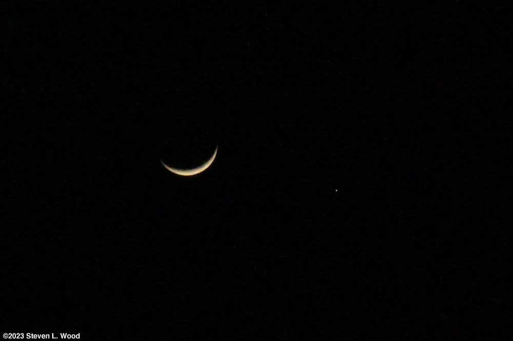 The Moon and Jupiter on February 22, 2023