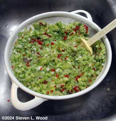 Draining relish mix